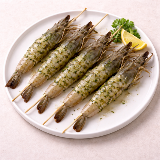4 Alpengarnelenspieße XL mit Kräutermarinade 220–230 g