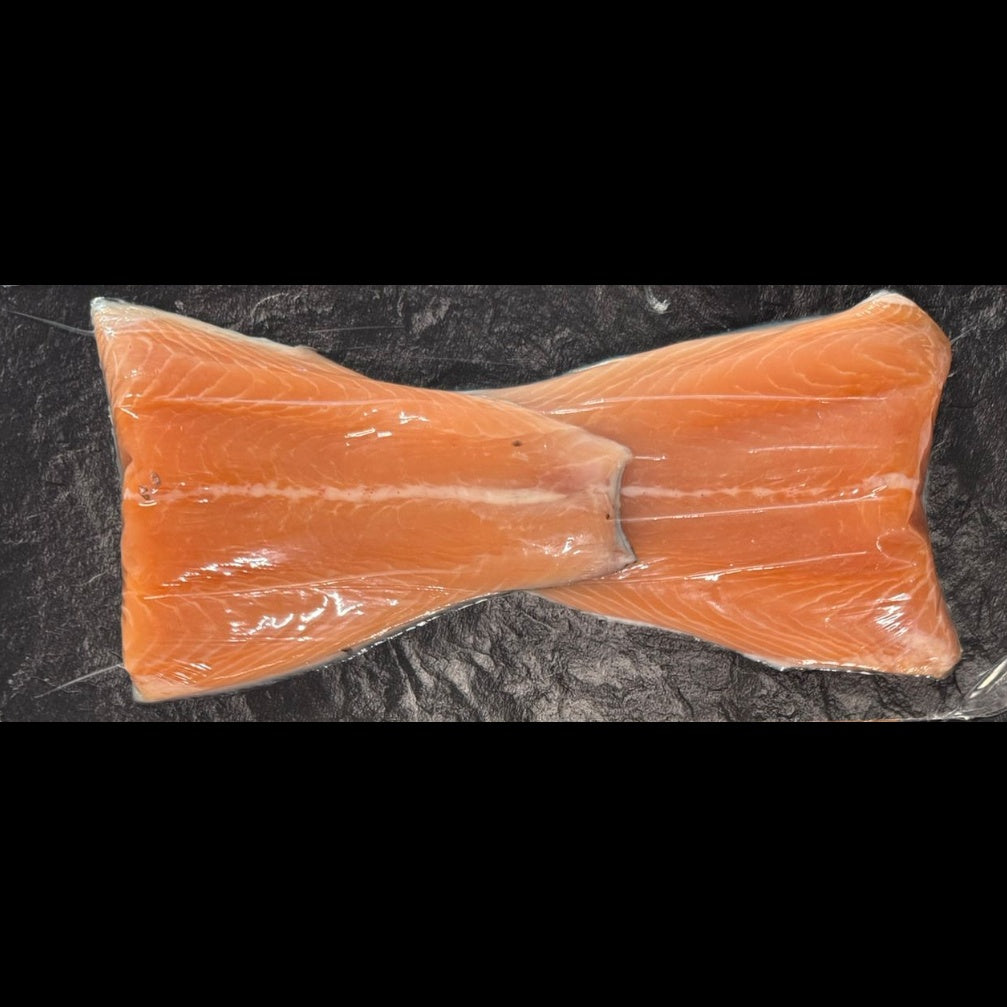 ECOLACHS FILET klein - der wohl nachhaltigste Lachs "Sushiqualität" 300-330gr/Pkg