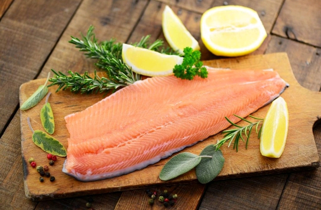 ECOLACHS FILET klein - der wohl nachhaltigste Lachs "Sushiqualität" 300-330gr/Pkg